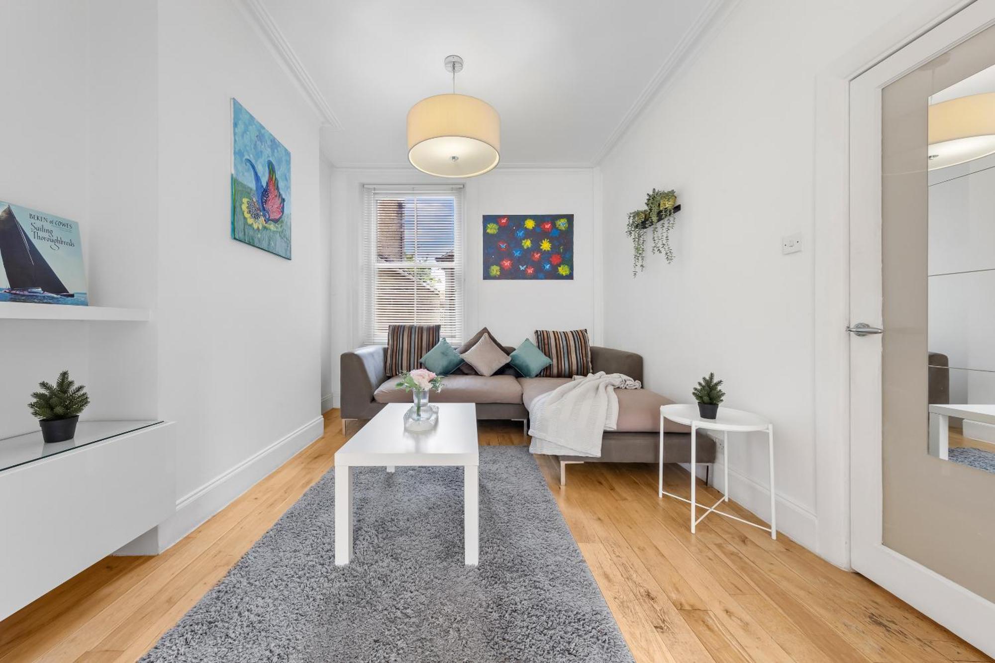 Luxury 4-Bedroom Modern Flat In Central London Steps From Station, Sleeps 9 In Style! Екстер'єр фото