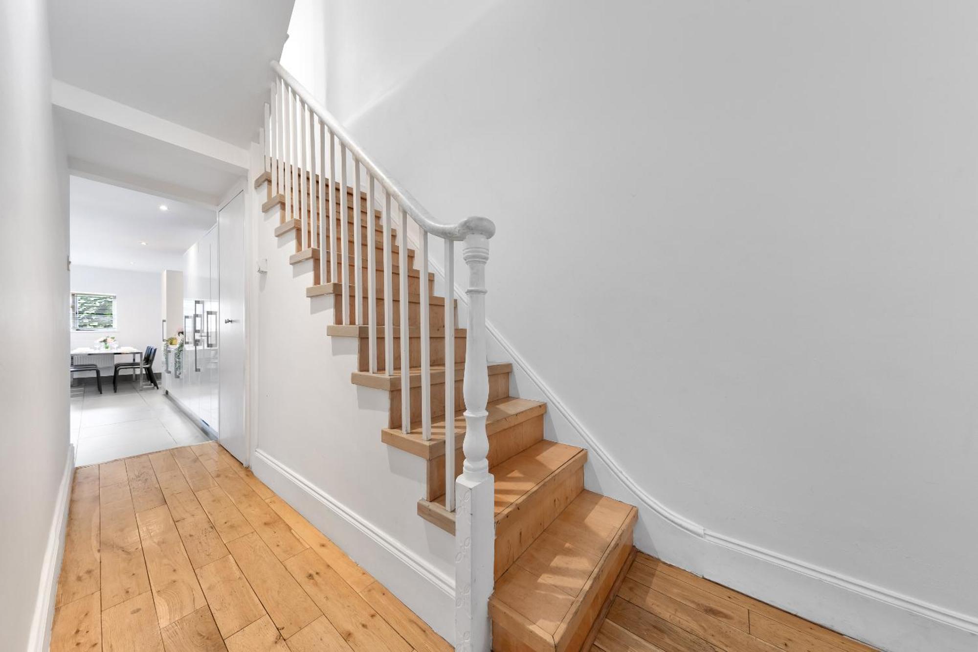 Luxury 4-Bedroom Modern Flat In Central London Steps From Station, Sleeps 9 In Style! Екстер'єр фото