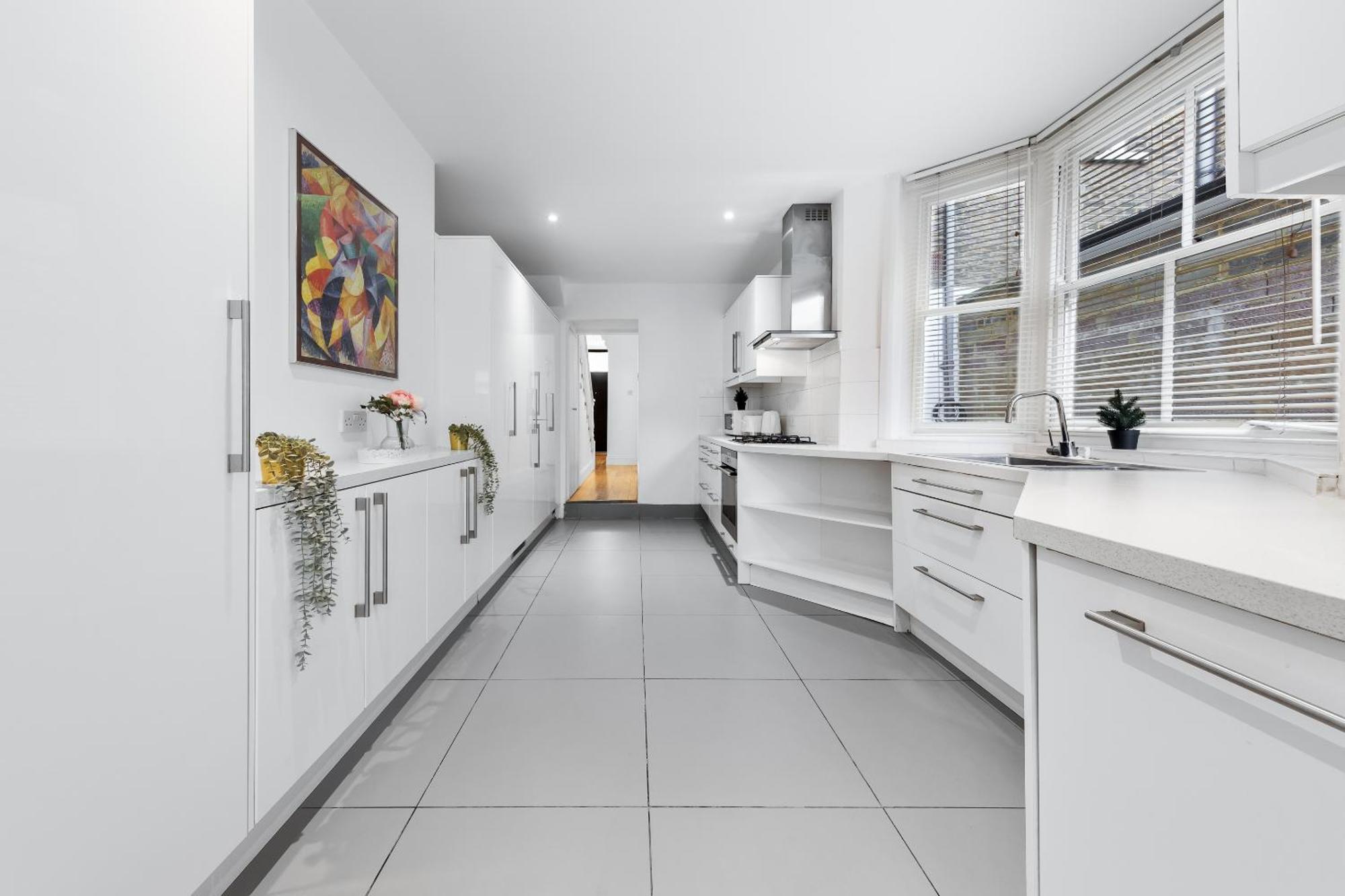 Luxury 4-Bedroom Modern Flat In Central London Steps From Station, Sleeps 9 In Style! Екстер'єр фото