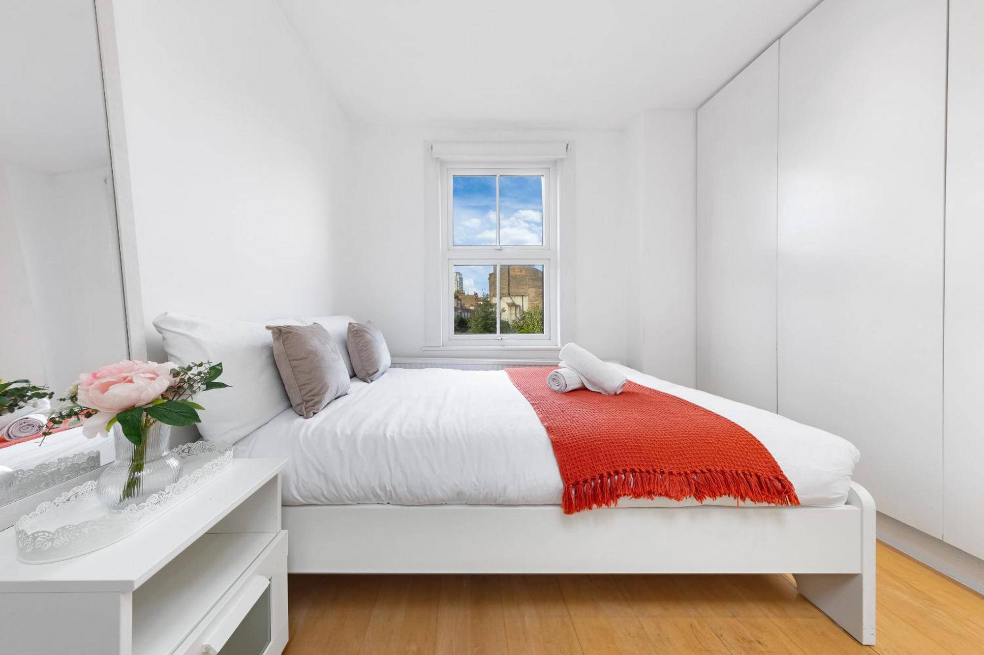Luxury 4-Bedroom Modern Flat In Central London Steps From Station, Sleeps 9 In Style! Екстер'єр фото