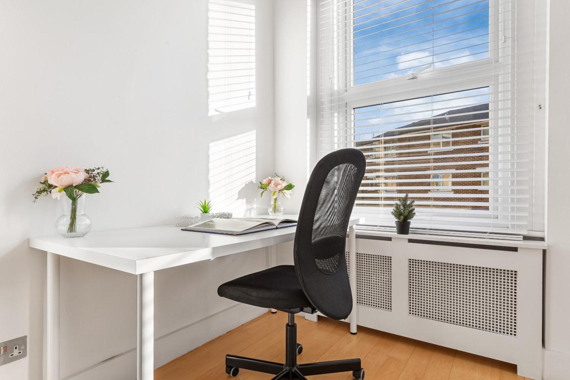 Luxury 4-Bedroom Modern Flat In Central London Steps From Station, Sleeps 9 In Style! Екстер'єр фото