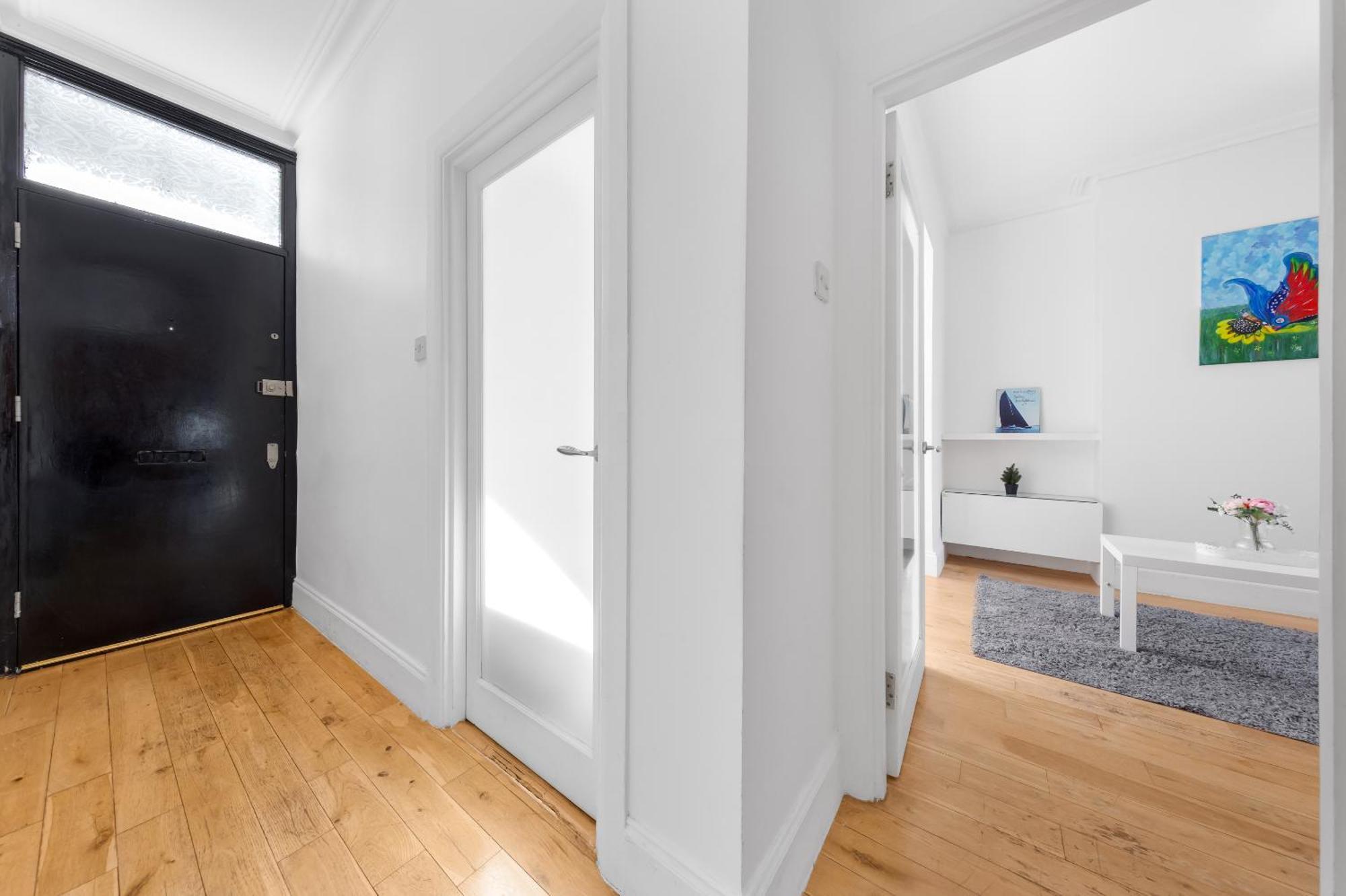 Luxury 4-Bedroom Modern Flat In Central London Steps From Station, Sleeps 9 In Style! Екстер'єр фото